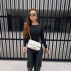 Bolsa Chanel Classica Média de Couro